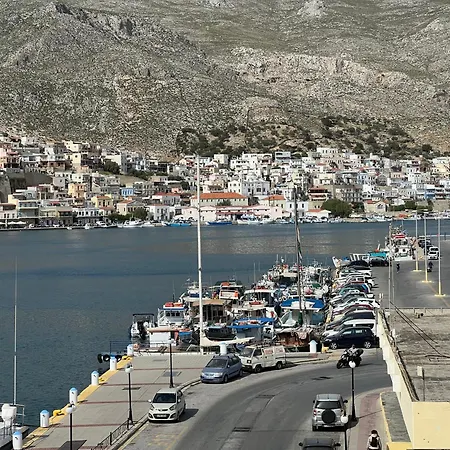 Faros 3 Apartment